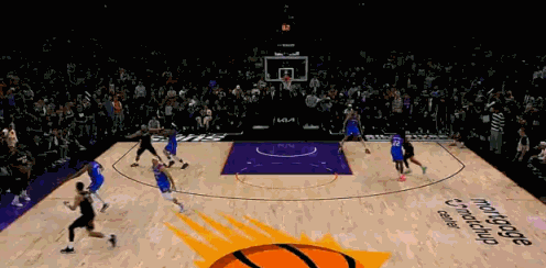 哦吼，压哨绝杀总冠军！
布克，太阳神……你TM真的值7000万这个价！
这球太漂