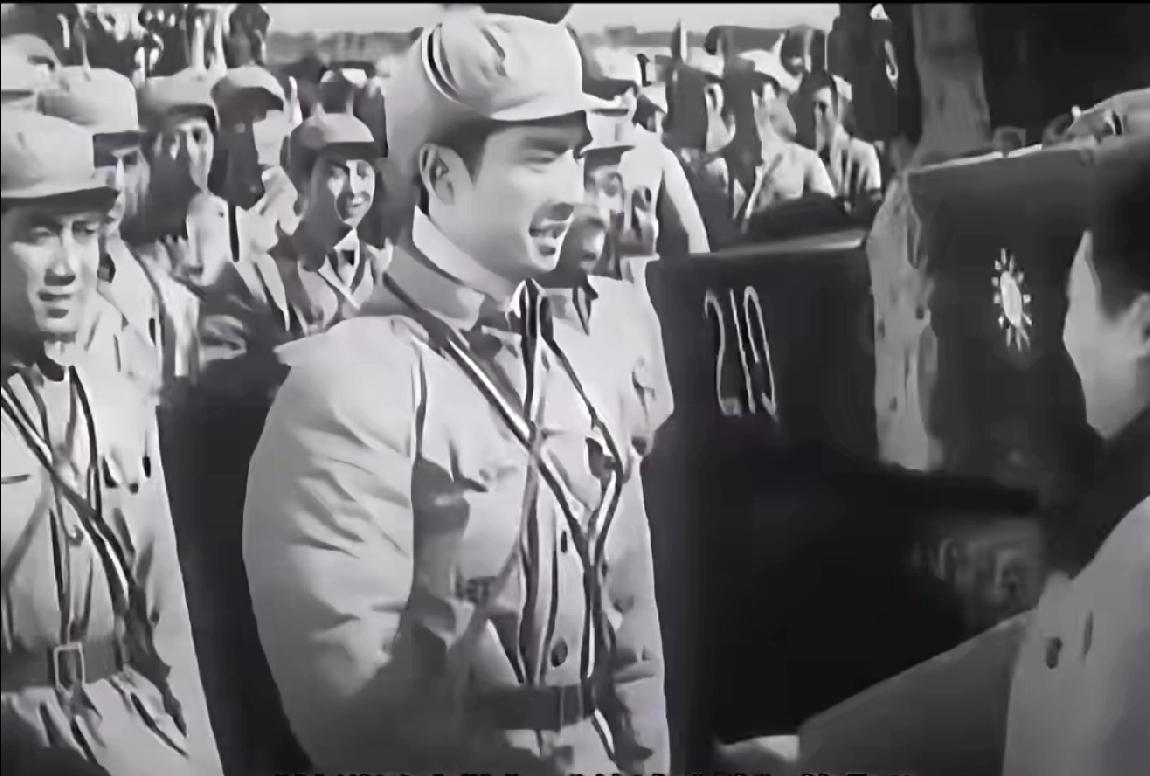 李云龙在他面前就是一个小小的山寨“大王”，这才是我军官兵的正面形象。