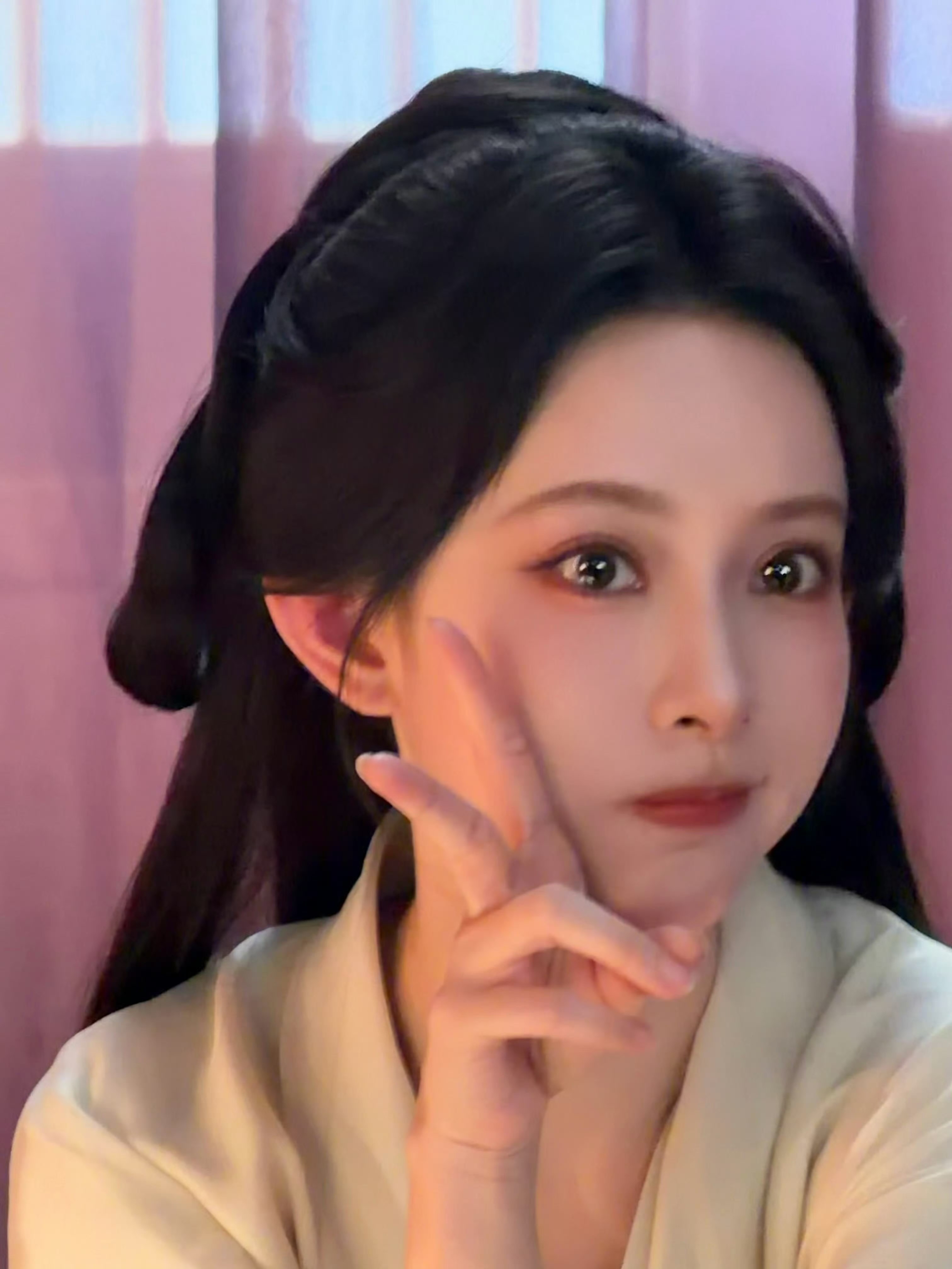 孟子义《将门独后》拍摄花絮，这个沈妙如此之萌 