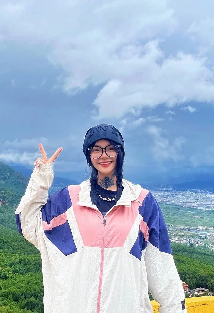 少欲无为，身心自在，得失从缘，心无增减，噶玛巴千诺