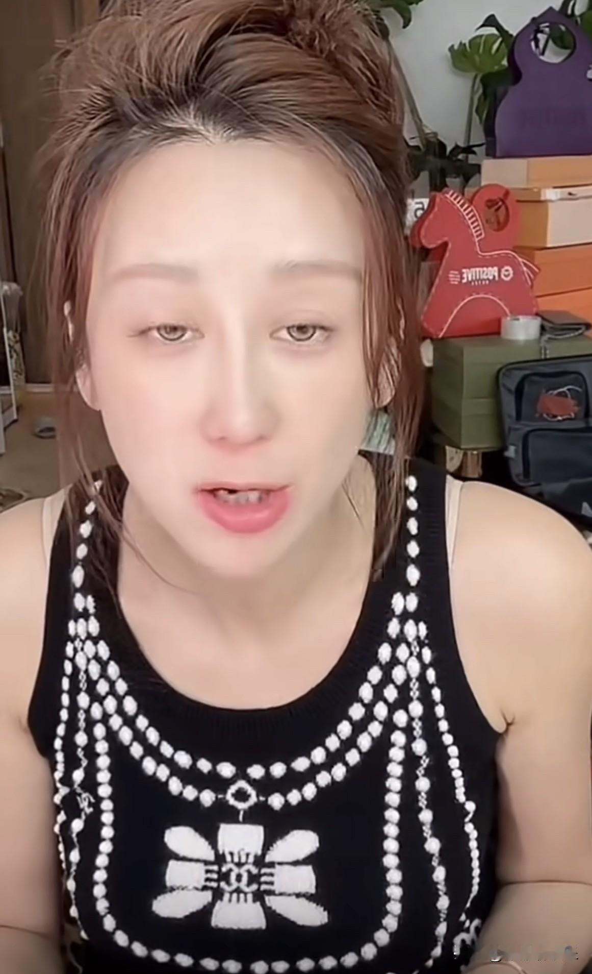 蒋丽莎说：

“等忙完这一阵，我要去立遗嘱，我长期通宵失眠，根本睡不着，我怕我会