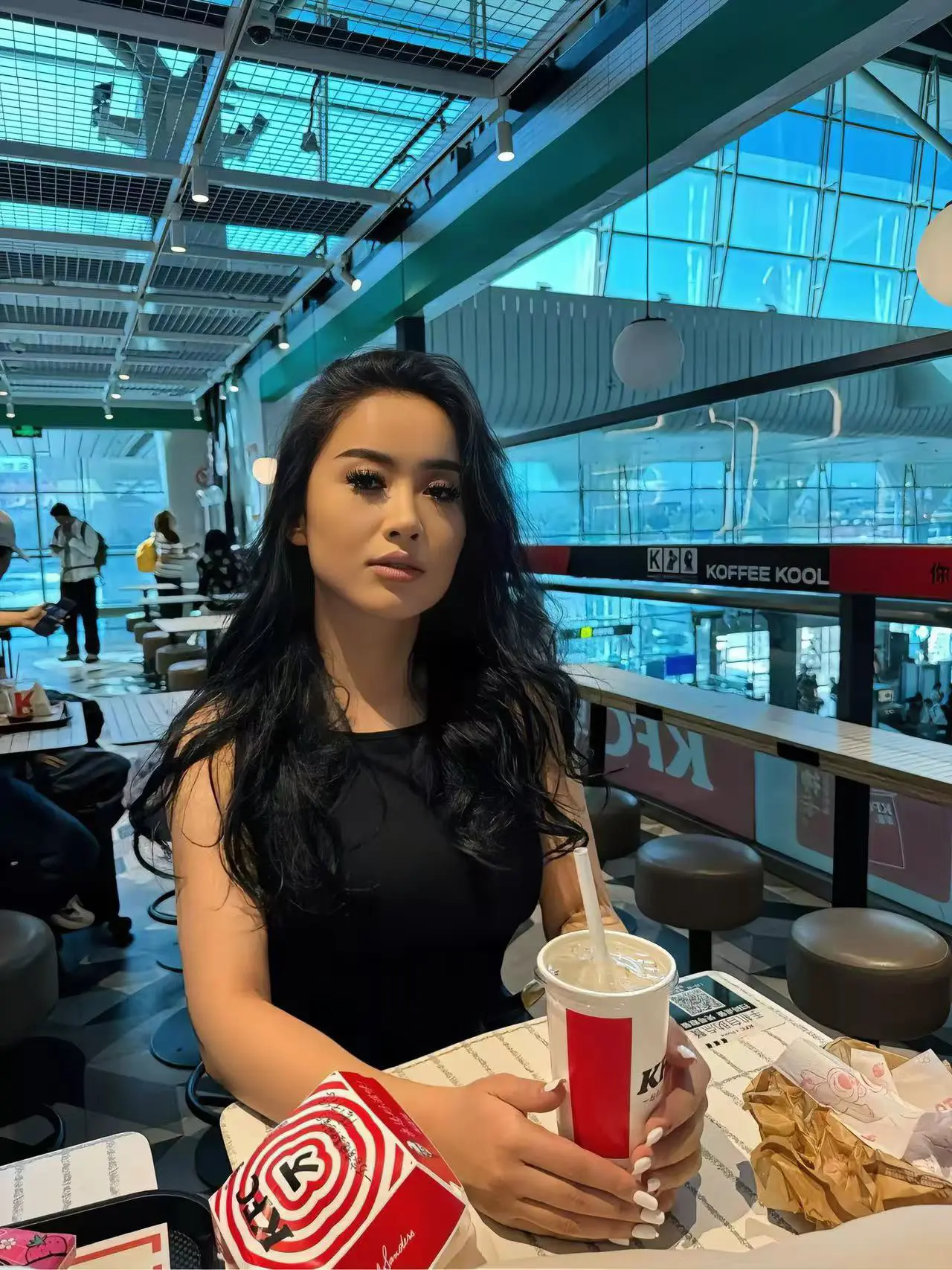 连崩溃就要考虑后果的人，是懂事还是无能