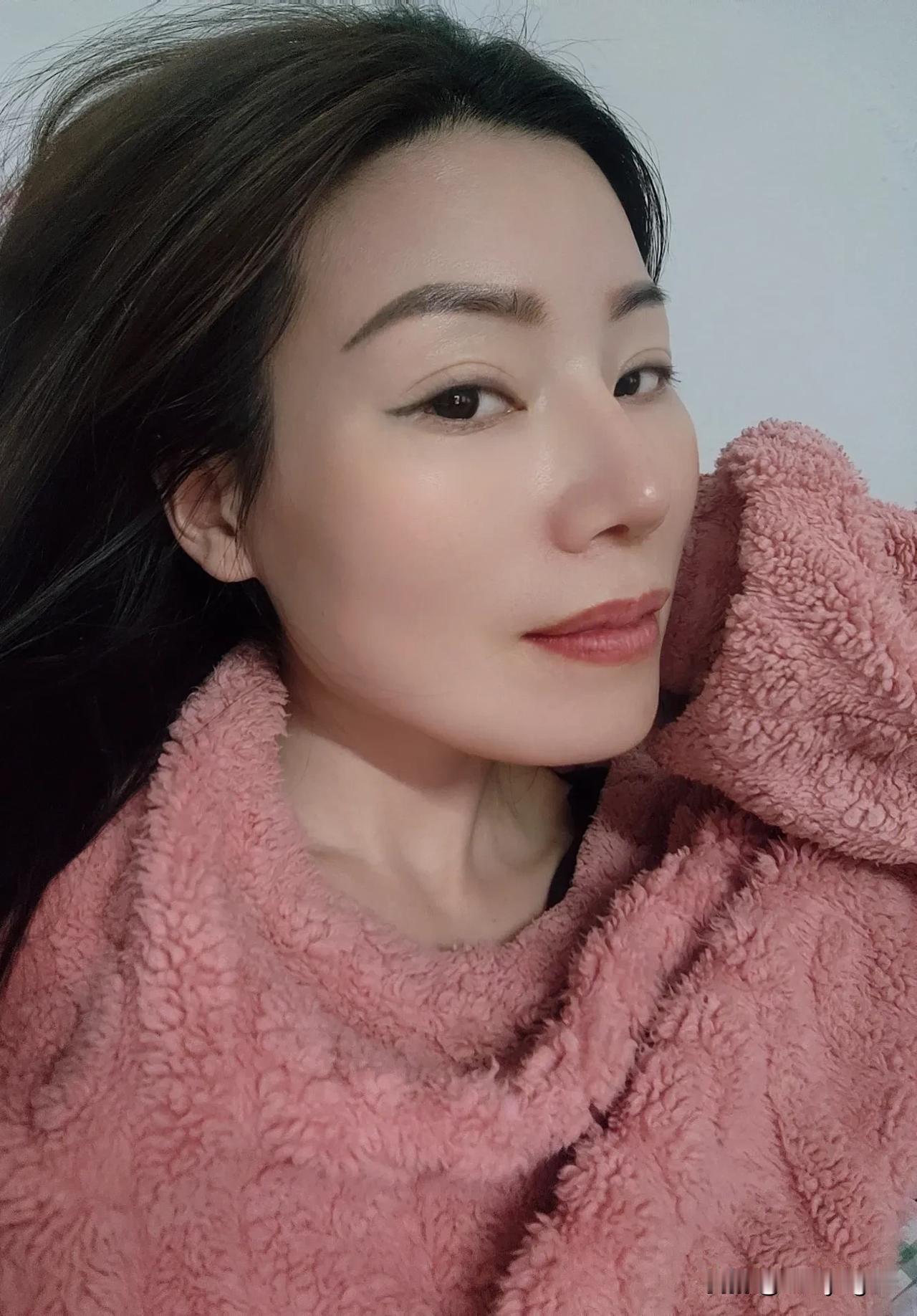 敷完面膜喽，美美哒睡觉💤晚安喽🌙