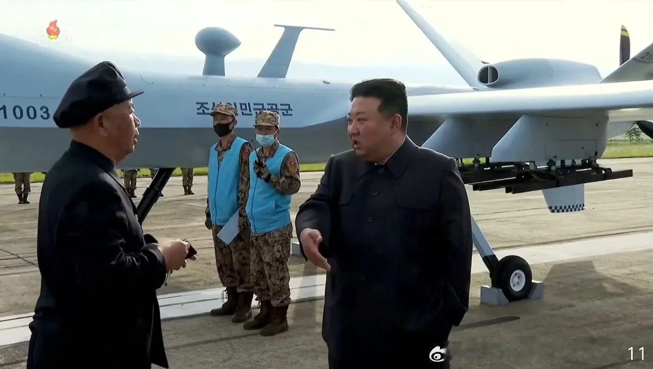 朝鲜仿制的美国 MQ-9“死神”和 RQ-4B 全球鹰无人机