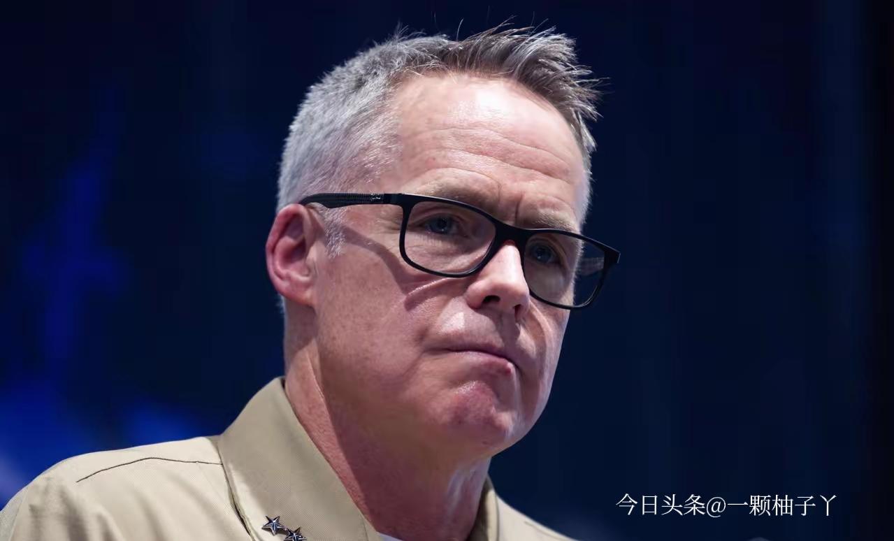 美国海军情报局局长迈克·布鲁克斯少将在国会听证会上，确实公开给出了中国海军潜艇的