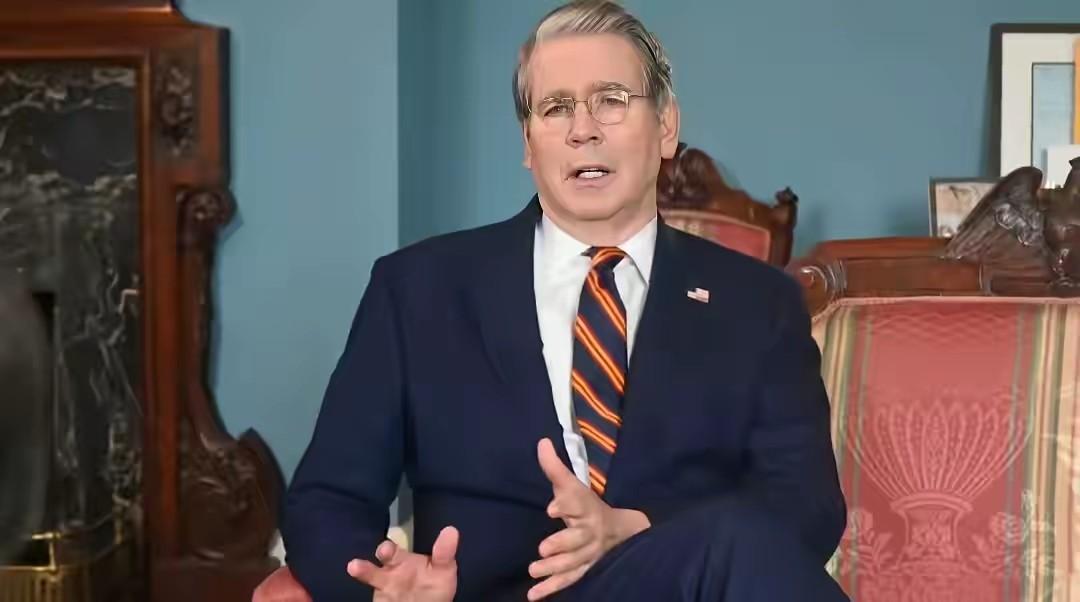 美国财长斯科特·贝森特近期在公开场合对中国发起指责，矛头主要指向稀土、医疗领域，