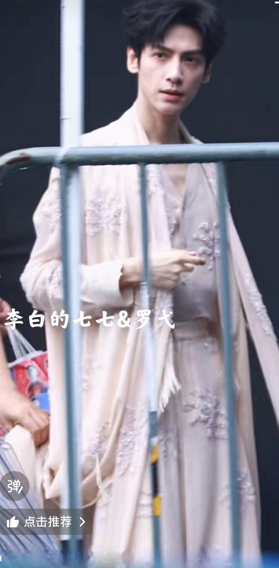 卧槽，熙子这是穿的什么啊 