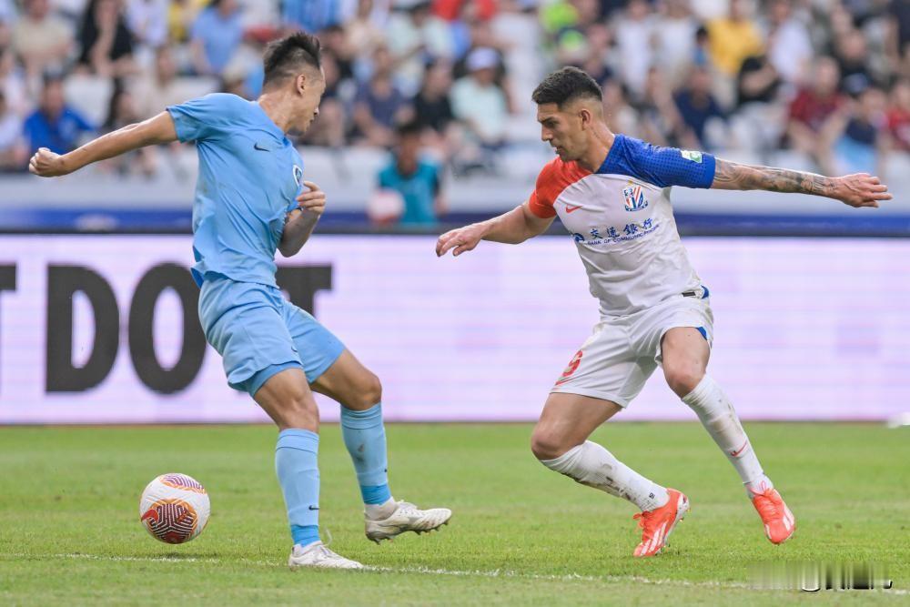 上海申花1-0送深圳新鹏城9轮不胜
北京时间5月26日，中超第14轮，上海申花客