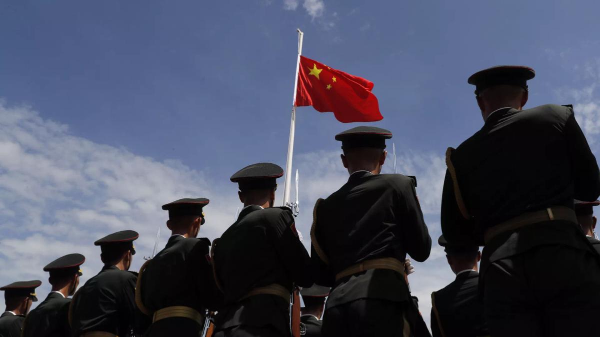 解放军绕开北约，直奔法德待了八天，欧盟两根支柱，这次敢不敢自己拍板？
10月21