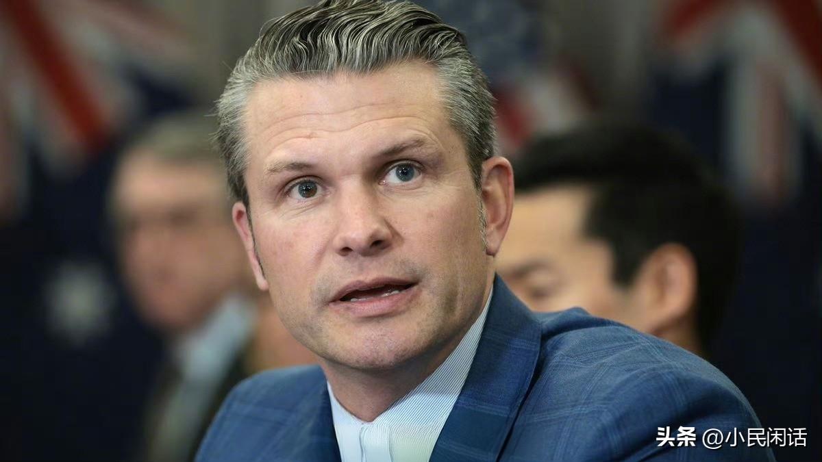 这是要比一比谁的瞎话编的好吗？[偷笑]
美国防长赫格塞思在记者会上称：这不是一场