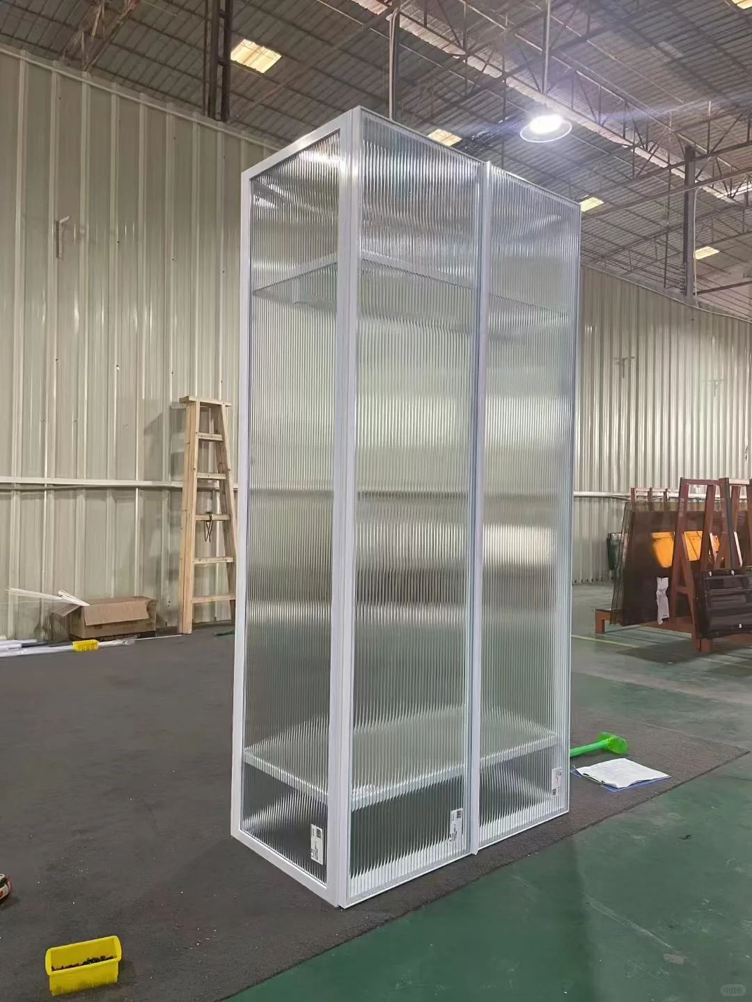 你们要的白色玻璃柜