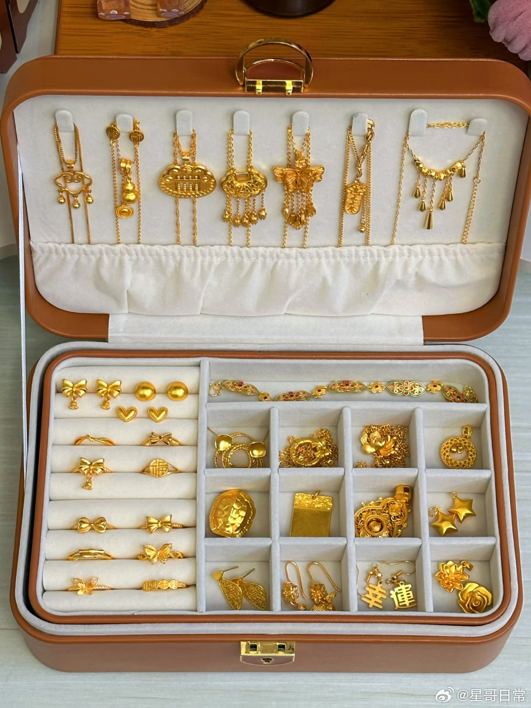 黄金  金价跌破3960，股市冲刺4000点，虽然没站稳，但不妨碍后续继续突破。