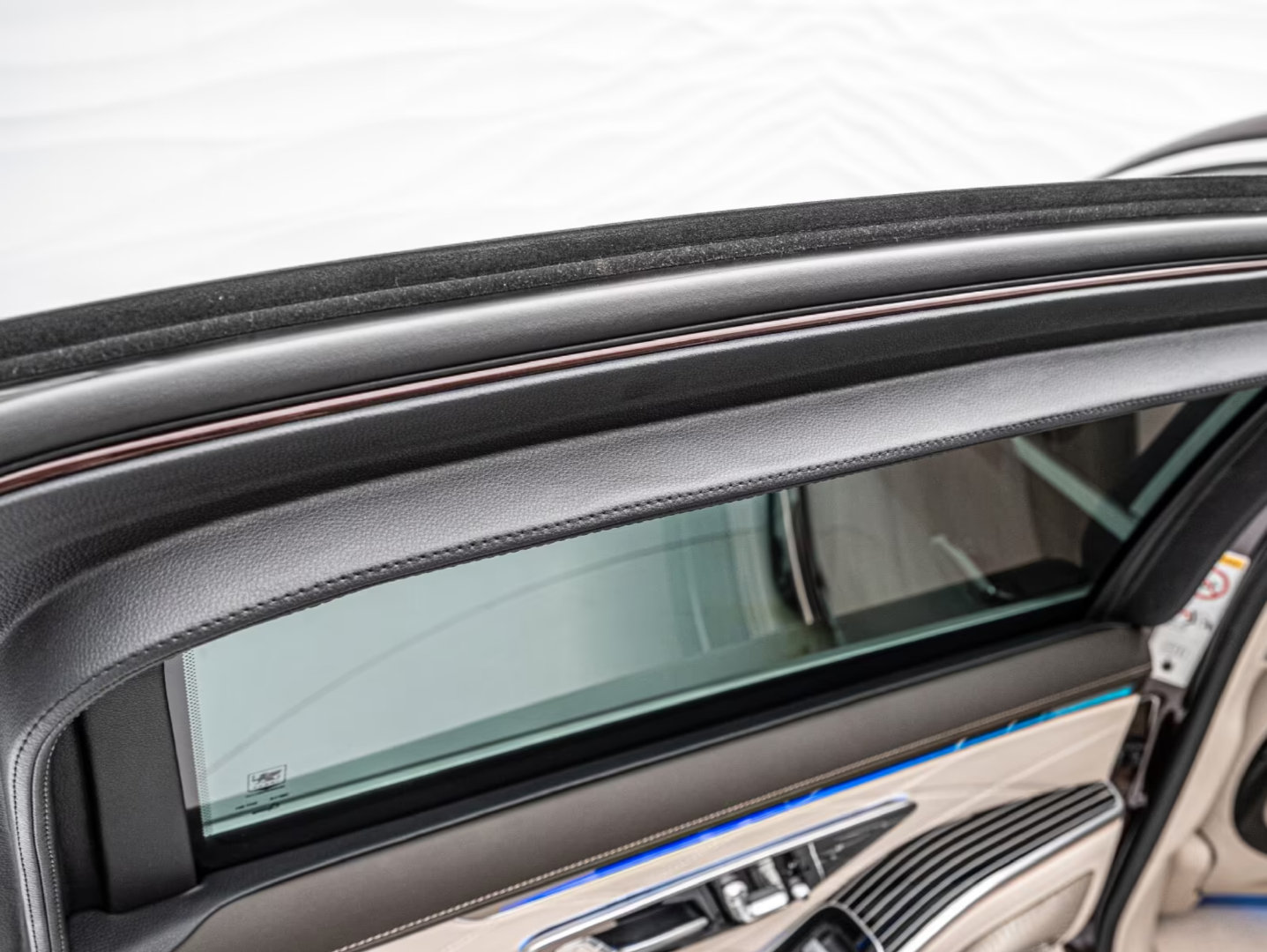 防弹车 Mercedes-Benz S680 Maybach防弹车，防弹等级B6