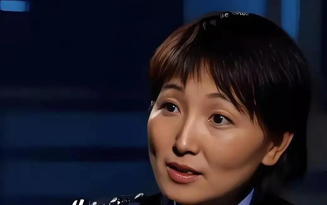对她的处罚太轻，百姓不能接受，不接受也得接受吧？！