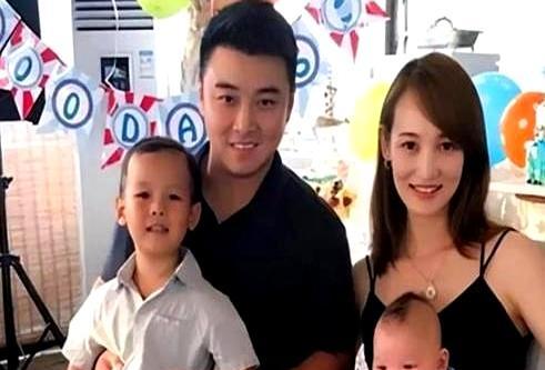 3年了！
那个叫嚣“女人就该在家”的王皓，竟然陪老婆拍广告了？
当初，他可是在节