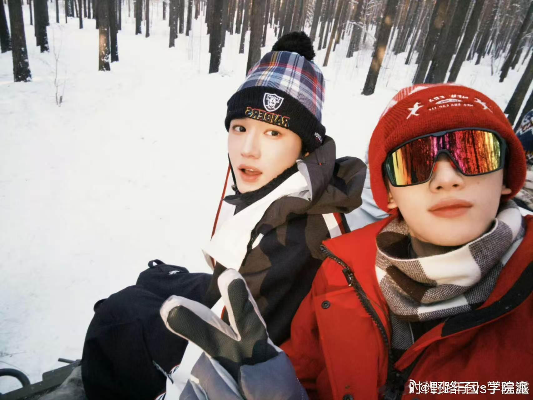 宋亚轩说不打了不值得宋亚轩心疼丁程鑫 游戏时间临近结束，丁程鑫催宋亚轩快打，宋亚
