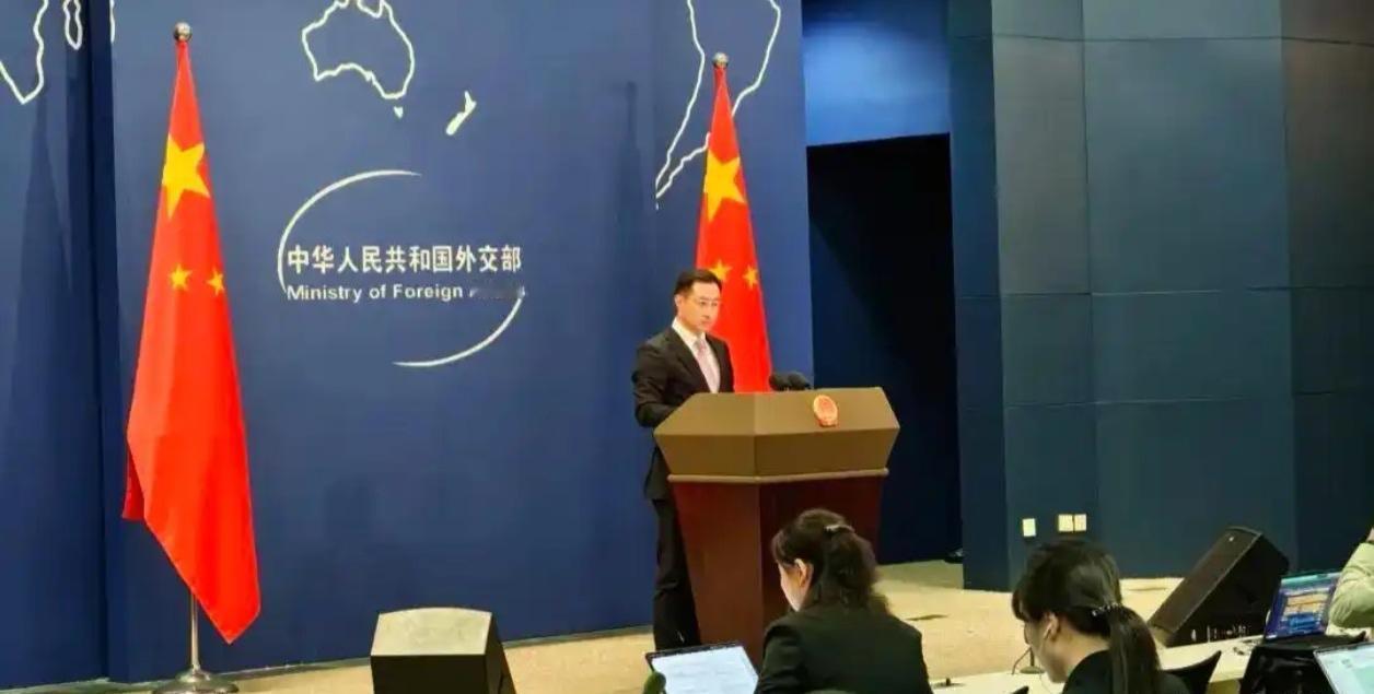 外交“高光周”：三国政要接力访华，释放什么信号？

4月27日，北京——外交部发