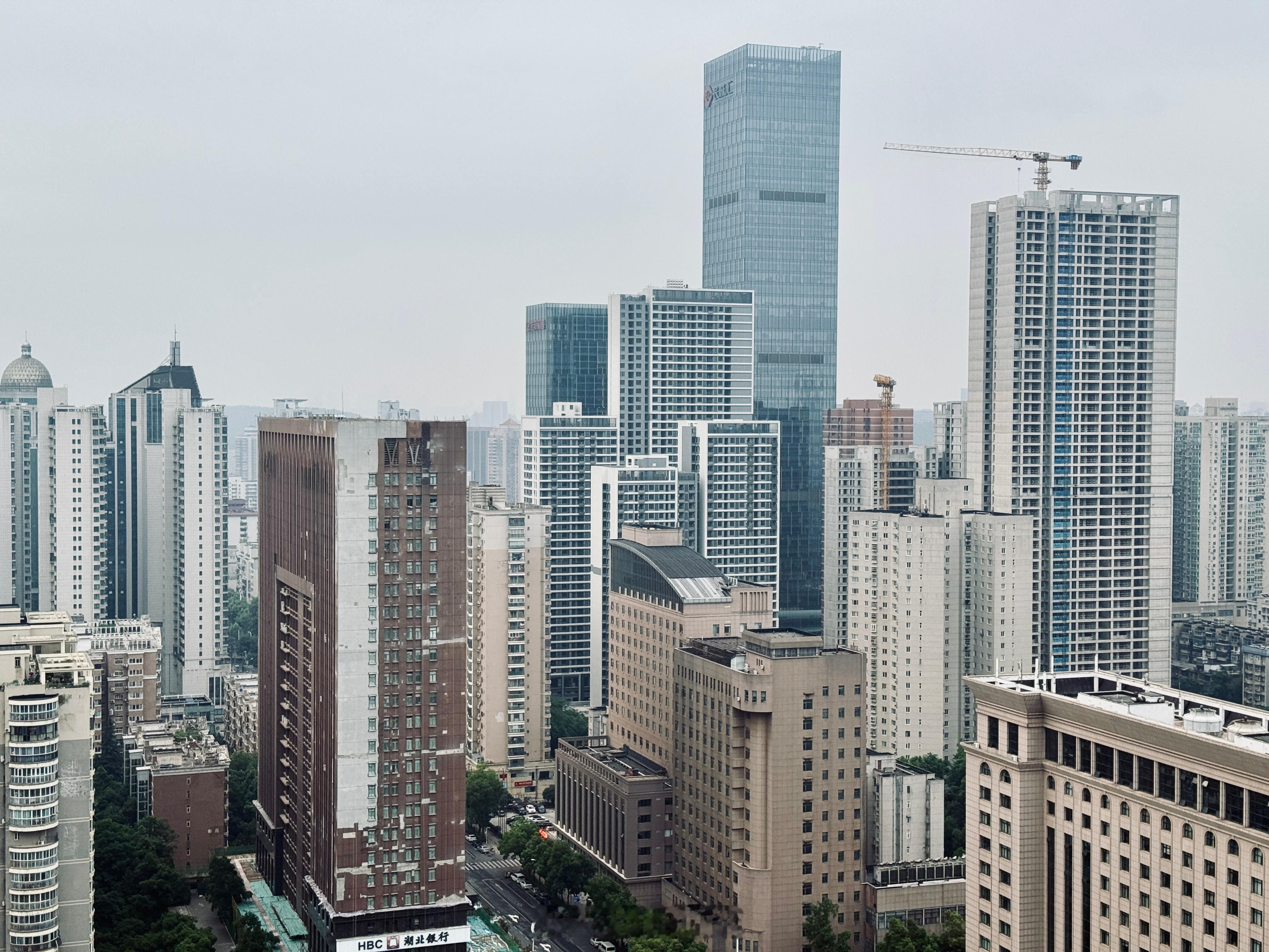 又是一天没人比我早的早上好[doge]五一快乐！本条点赞抽两个50🧧一起喝咖啡