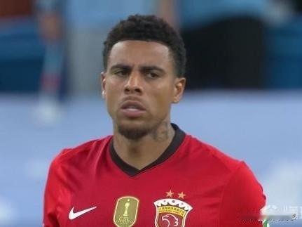 中超绯闻转会---古斯塔沃…其实夏窗被取消报名的古斯塔沃注定了离队的命运，其实古