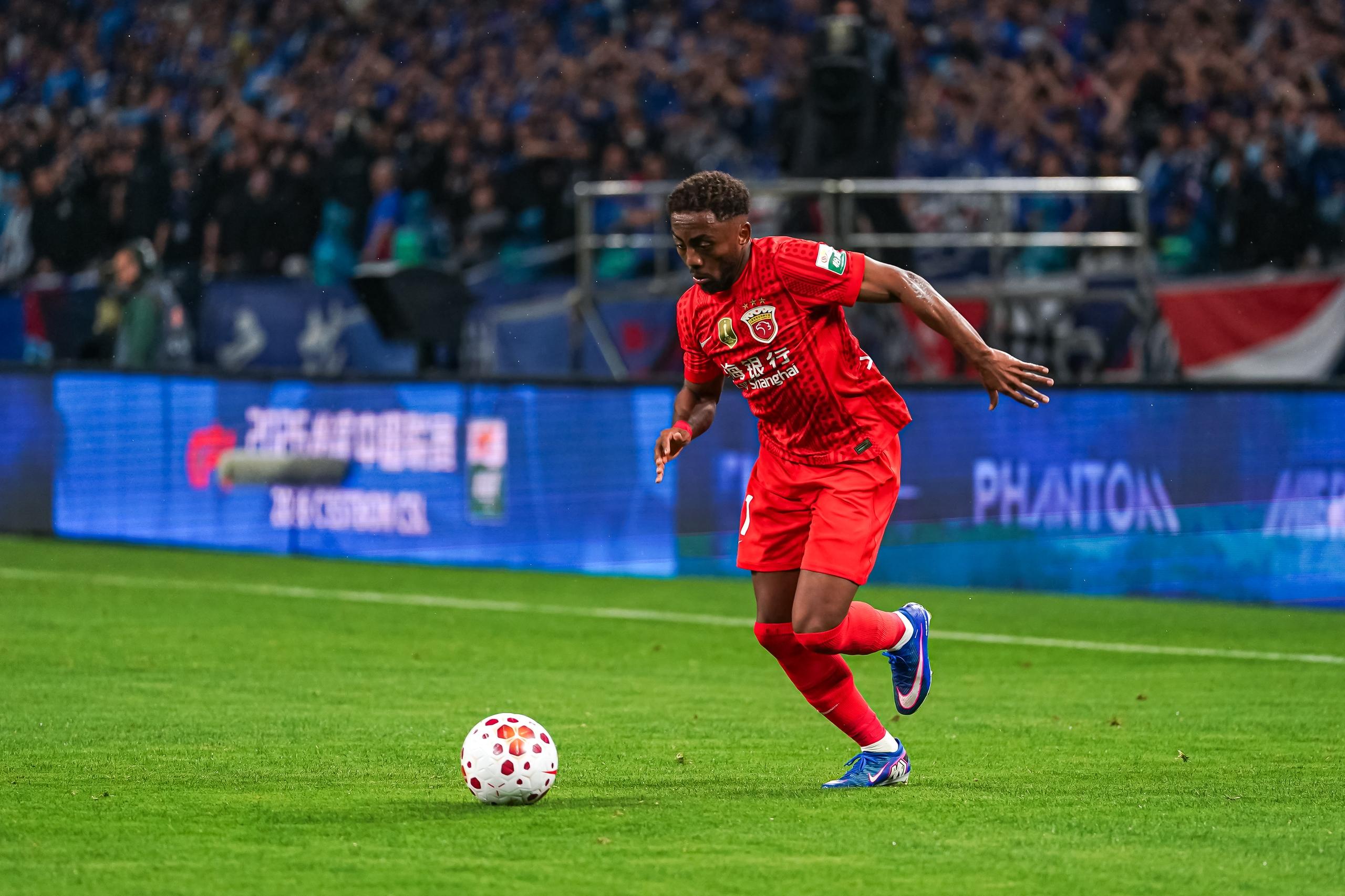 外援重伤可立即补报？朱艺：外援补报名只能在夏窗进行