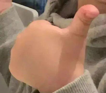 说实话，这种天气跳冰河真不是谁都有这个本能反应的。张大哥说“根本没空想”我真信！