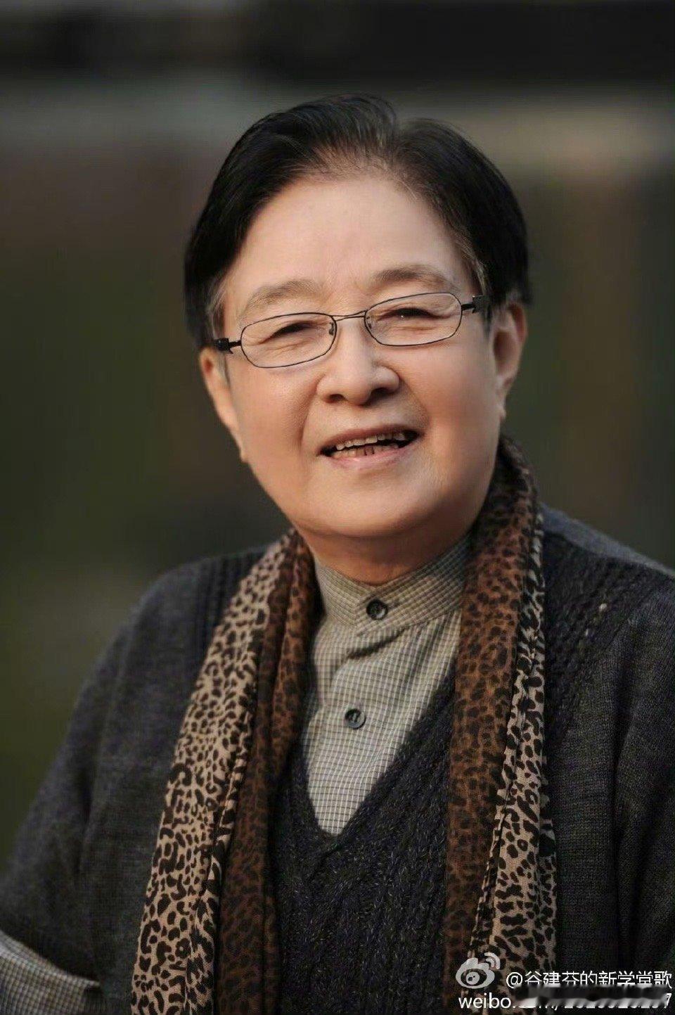 浪潮音乐大赏把谷建芬老师请来了 乐坛传奇谷建芬亲临，她的旋律贯穿几代人记忆，这次