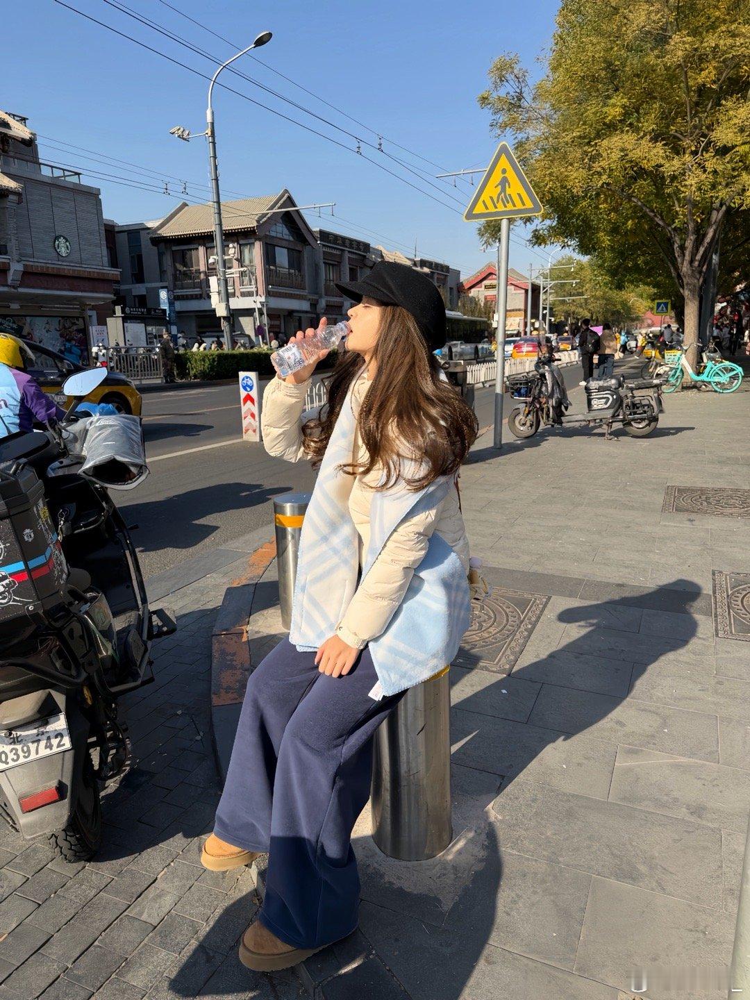 闺蜜 超负荷一上午拍了一天工作量 超级加倍了