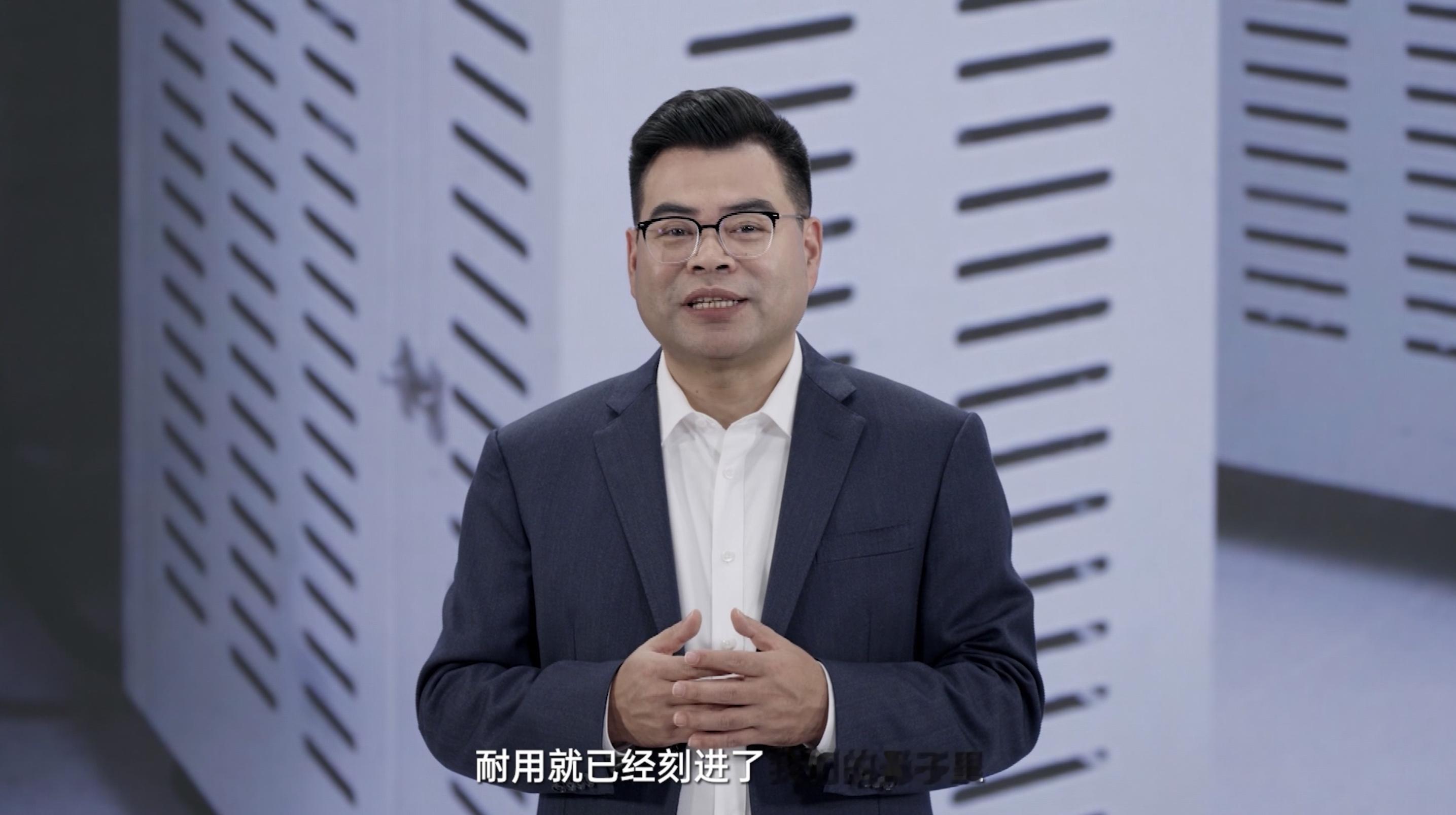 从2008年 OPPO A系列发布第一款笑脸手机开始，「耐用」就已刻进了A系列的