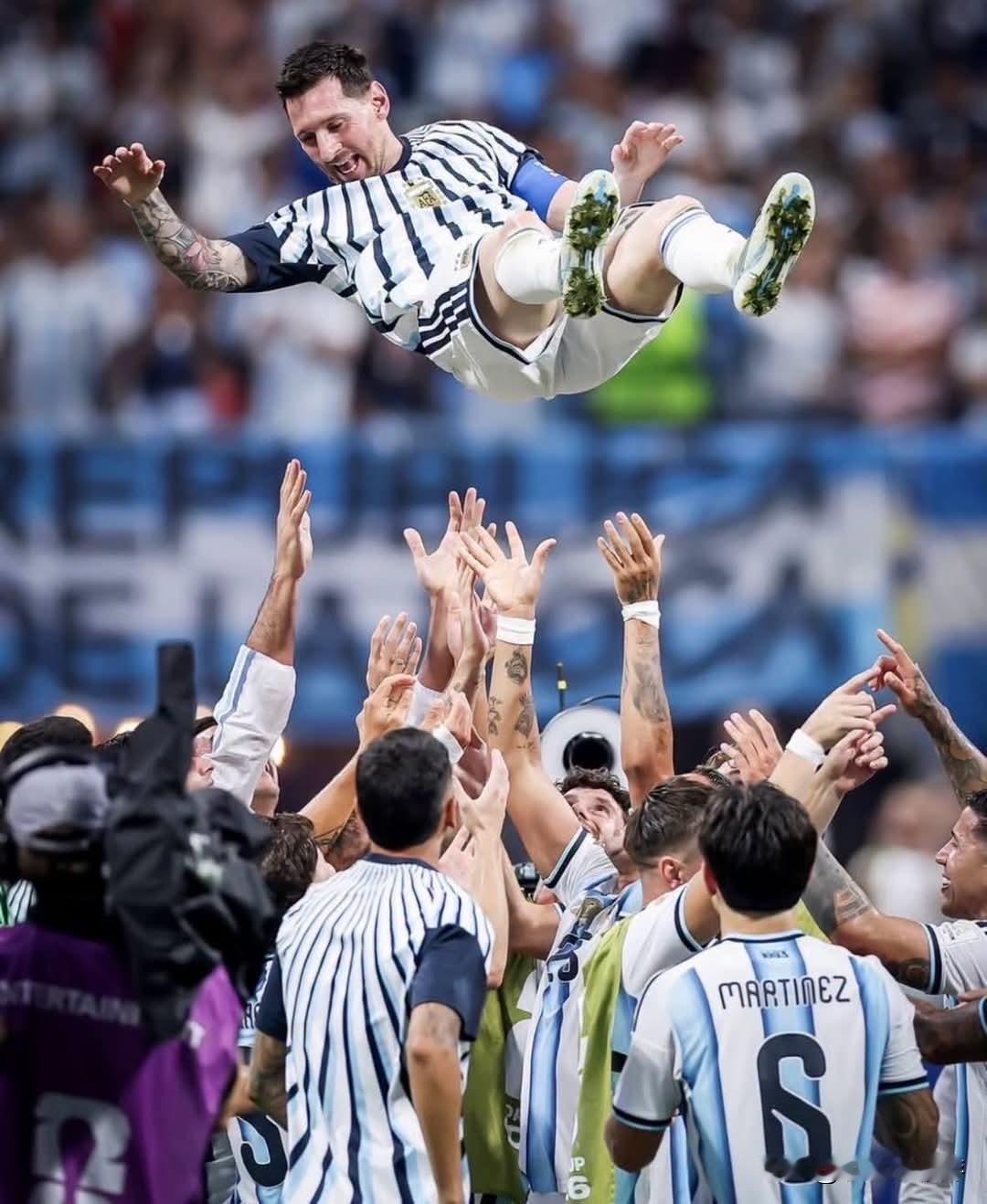 恭喜🇦🇷阿根廷赢了⚽️阿根廷3比2绝地逆转🇪🇬埃及， 晋级2026美加墨