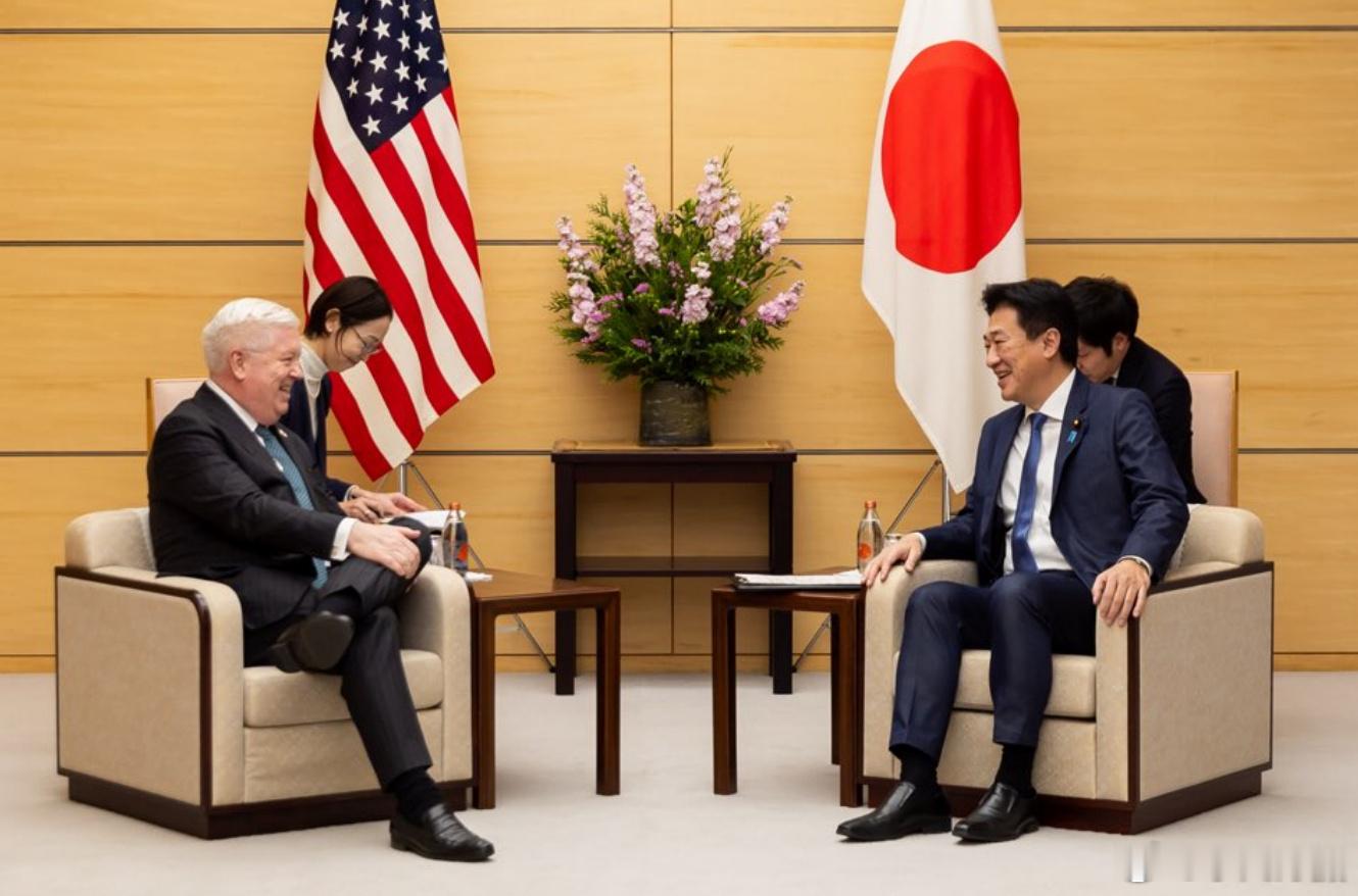 地震第二天，美国驻日大使：“美国随时准备提供任何力所能及的帮助。”呵呵，美国不是