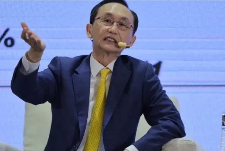 吴子嘉点名批评郑丽文：要和平就别访美、别买美国武器。

最近，台湾政坛有一场争论