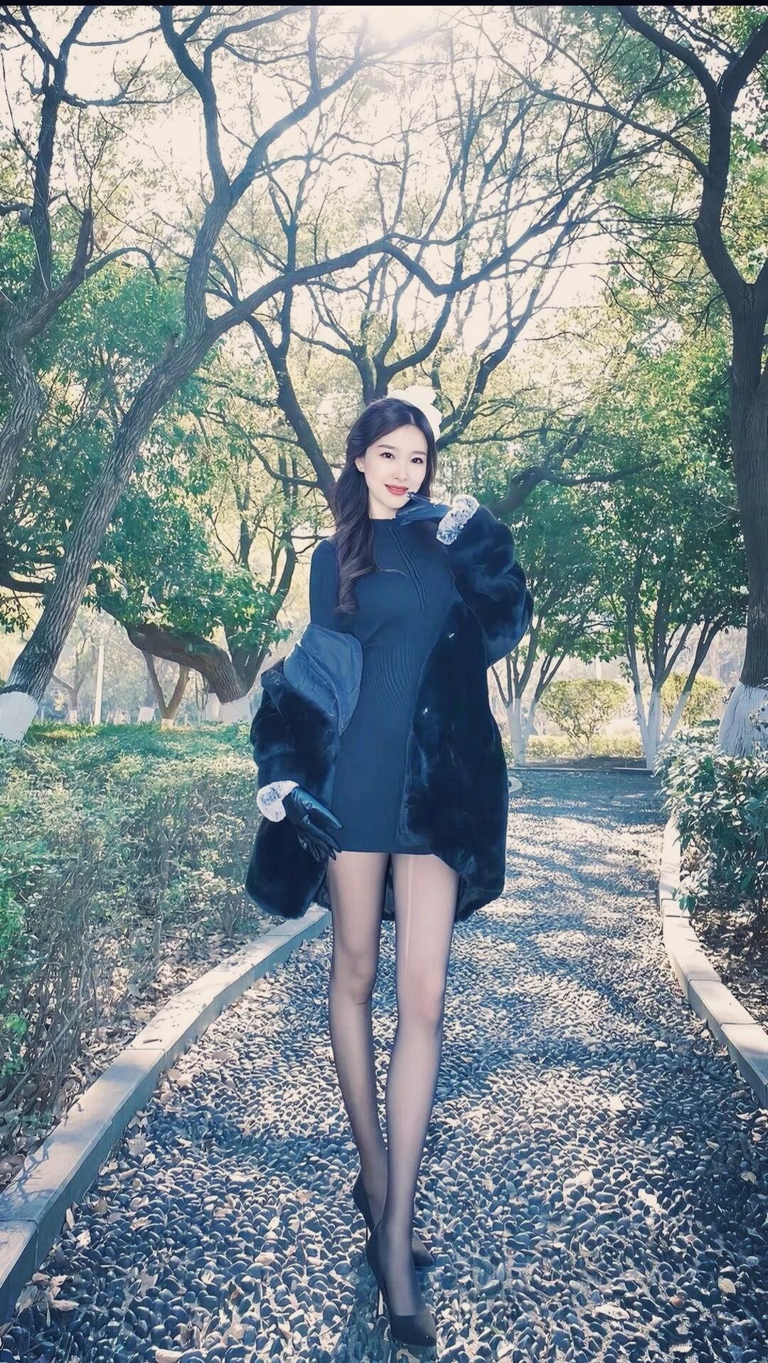 女生如何穿搭看起来时尚更有品味呢