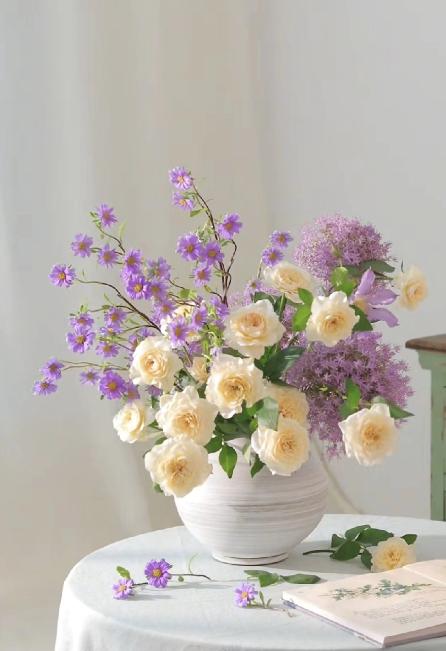 一个50多岁的大姐问红娘，能不能给我找个搭伙过日子的男人？
红娘说她，大姐，你是