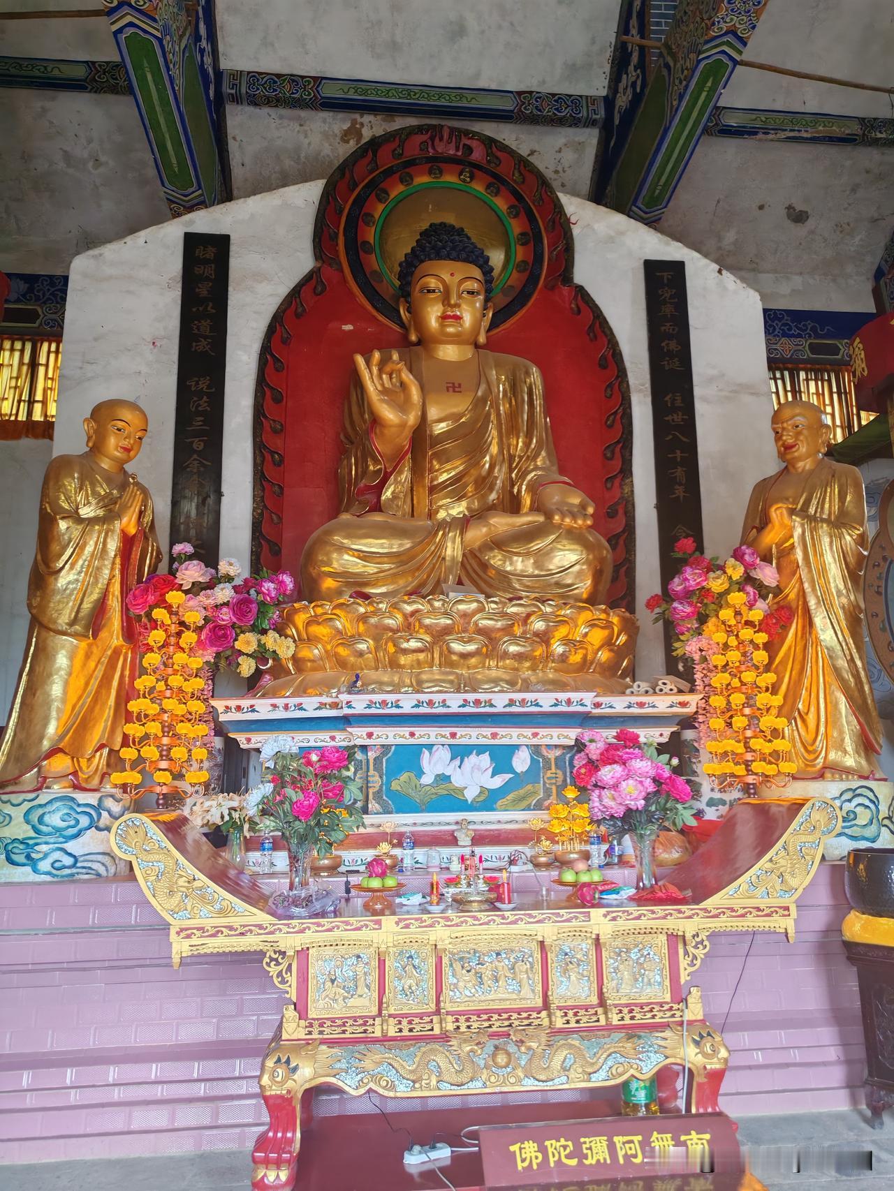 游览威宁九台禅寺、觉岸寺
    盛夏酷暑难耐，我开着房车来到凉爽的威宁避暑。相