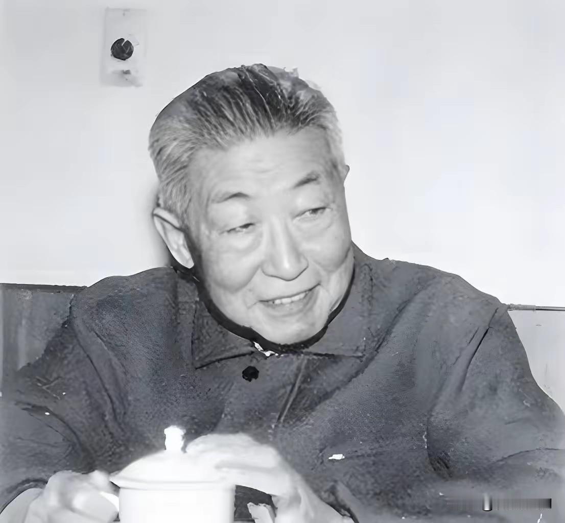 陈国栋曾任上海市委第一书记，主政上海5年，推动浦东开放开发，廉洁奉公，94岁病逝