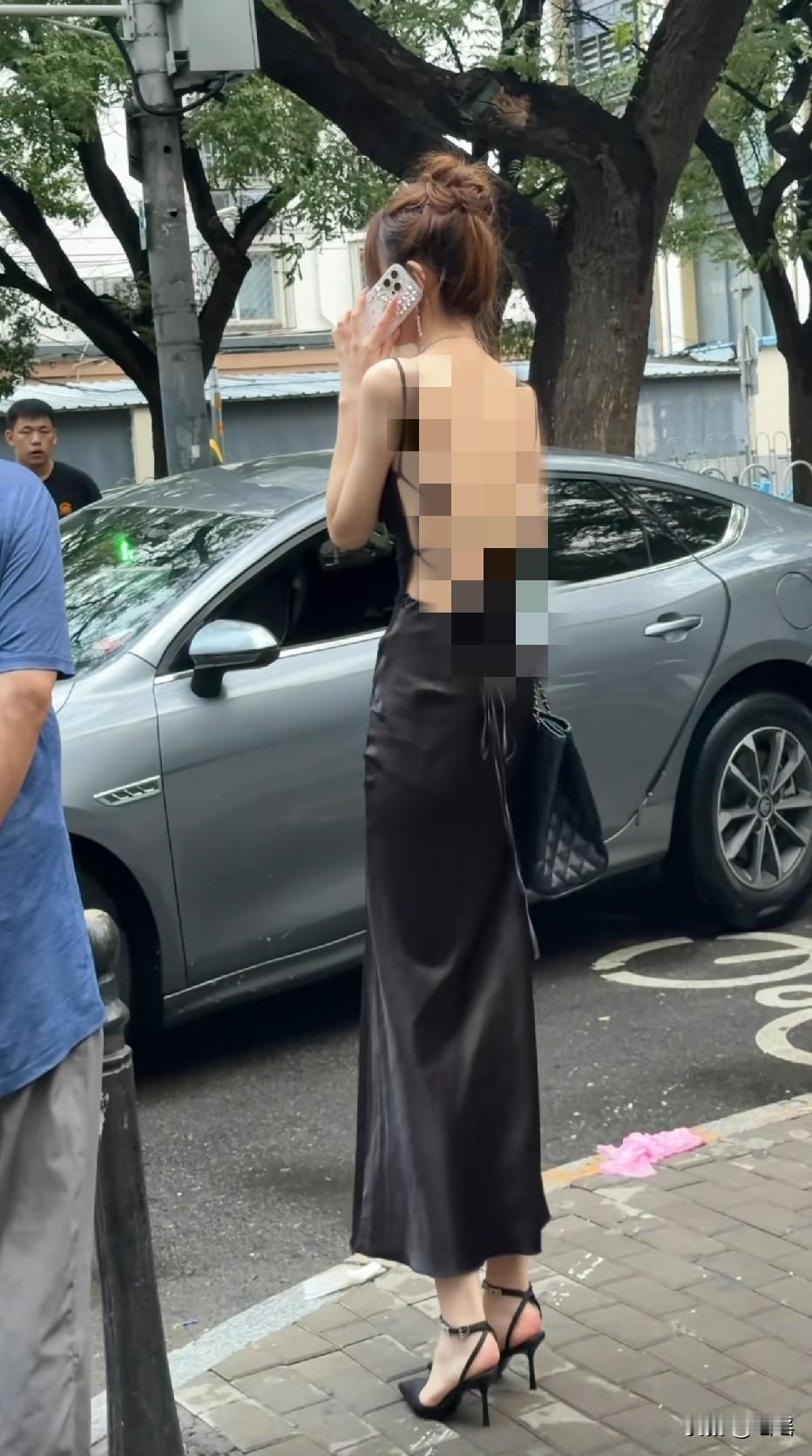 这个背，不纹个精忠报国吗？