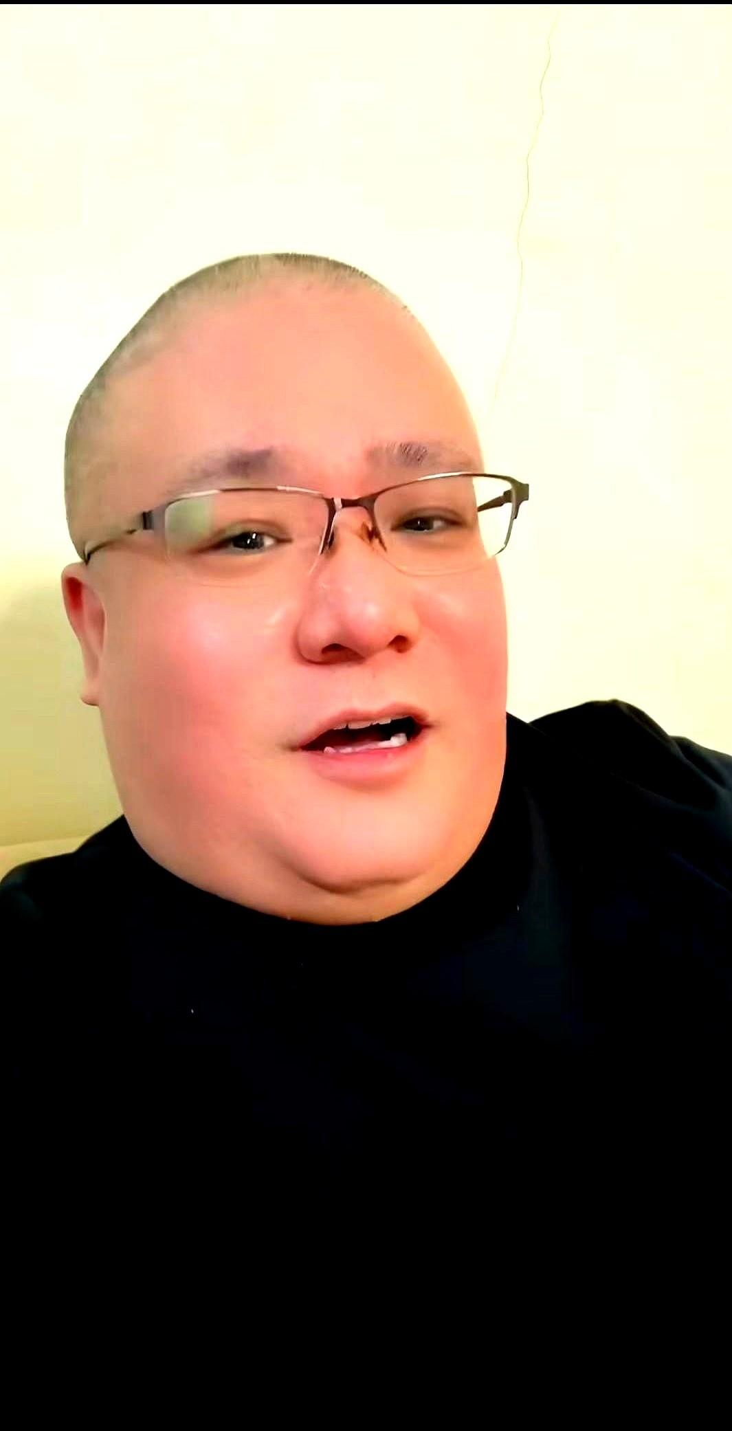 胖头鱼掰着手指头数，老穆、沈猛、马三……他说宝哥身边的人，有一个算一个，全被“方