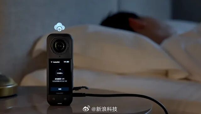 影石悬赏10万元纯金拖鞋抓水军【影石高管称专利诉讼期间遭遇水军，异常账号集体涌现
