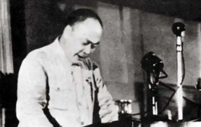 1949年5月27日，上海解放。陈毅出任上海市长后办的第一件事，便是公开致电旅港