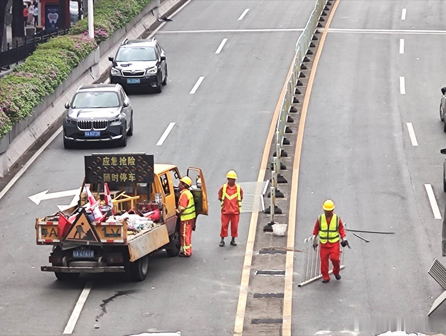 2026年4月11日凌晨起，广州解放大桥全封闭维修半年。 广州·解放大桥