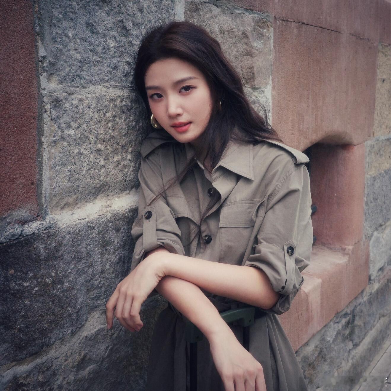 卢昱晓[超话]  𝙒𝙚𝘾𝙝𝙖𝙩头像｜卢昱晓卢昱晓｜ ​​​