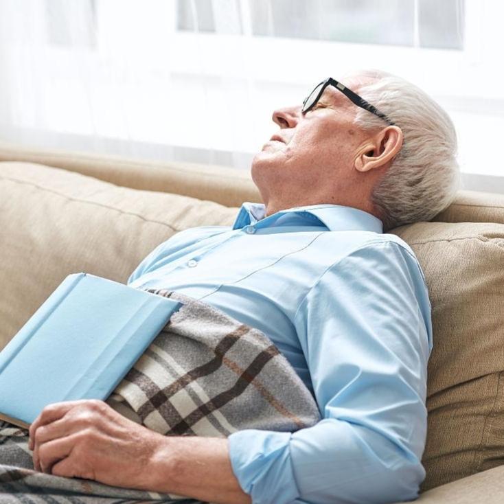 晚年最残酷的真相，看完瞬间破防
 
真正照顾过失能老人，才懂晚年从没有岁月静好。