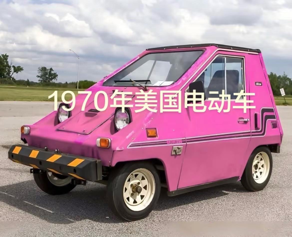 美国Citicar电动汽车1970年。图片中的车辆是 Sebring-Vangu
