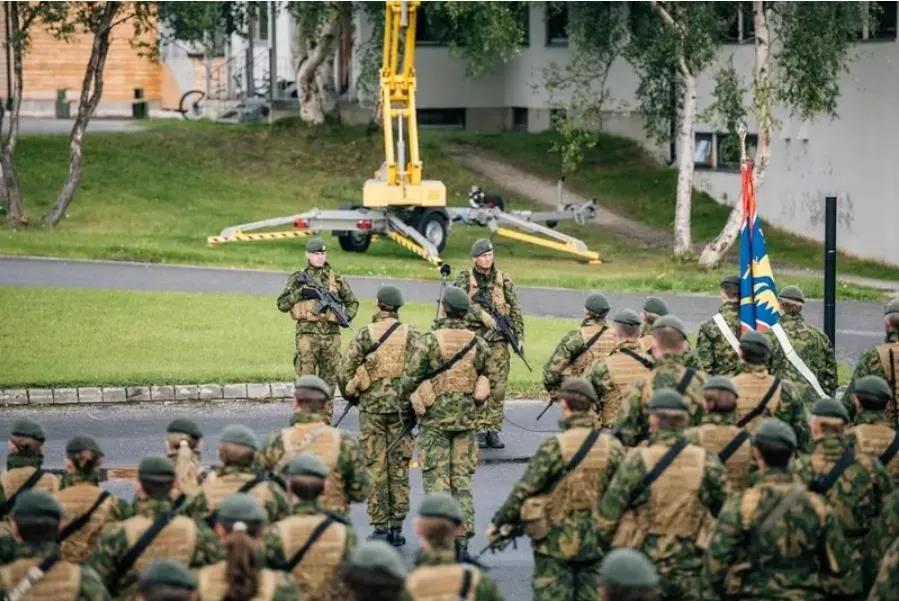 挪威国防部称，由于俄罗斯可能发动“侵略”，挪威军队组建了一个新的作战旅，这也是自