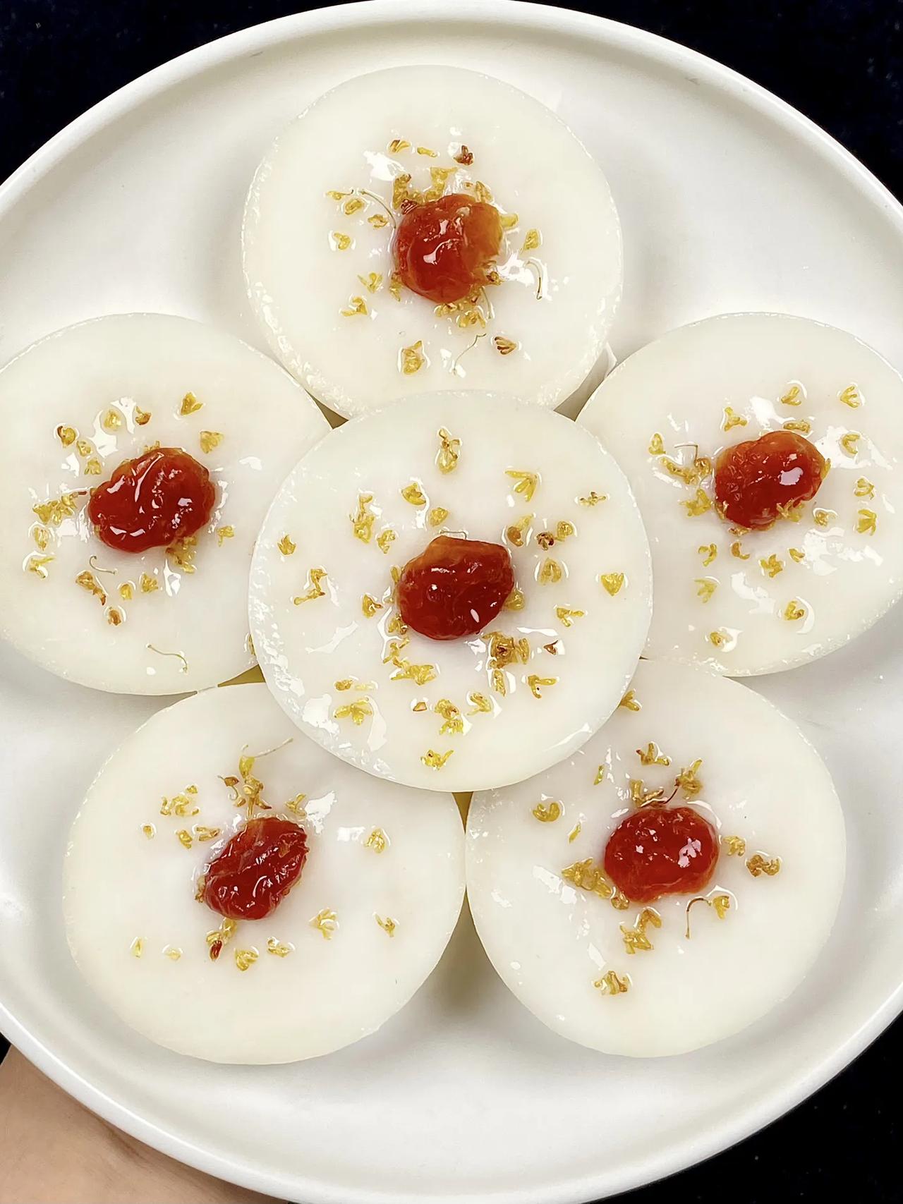 家里只要有大米就能做奶香米糕，Q糖软糯！
食材:大米200克，牛奶180毫升，白