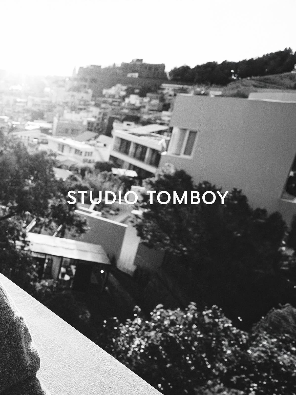 郑友荣[超话]  260901 studio tomboy ins更新 ​​​