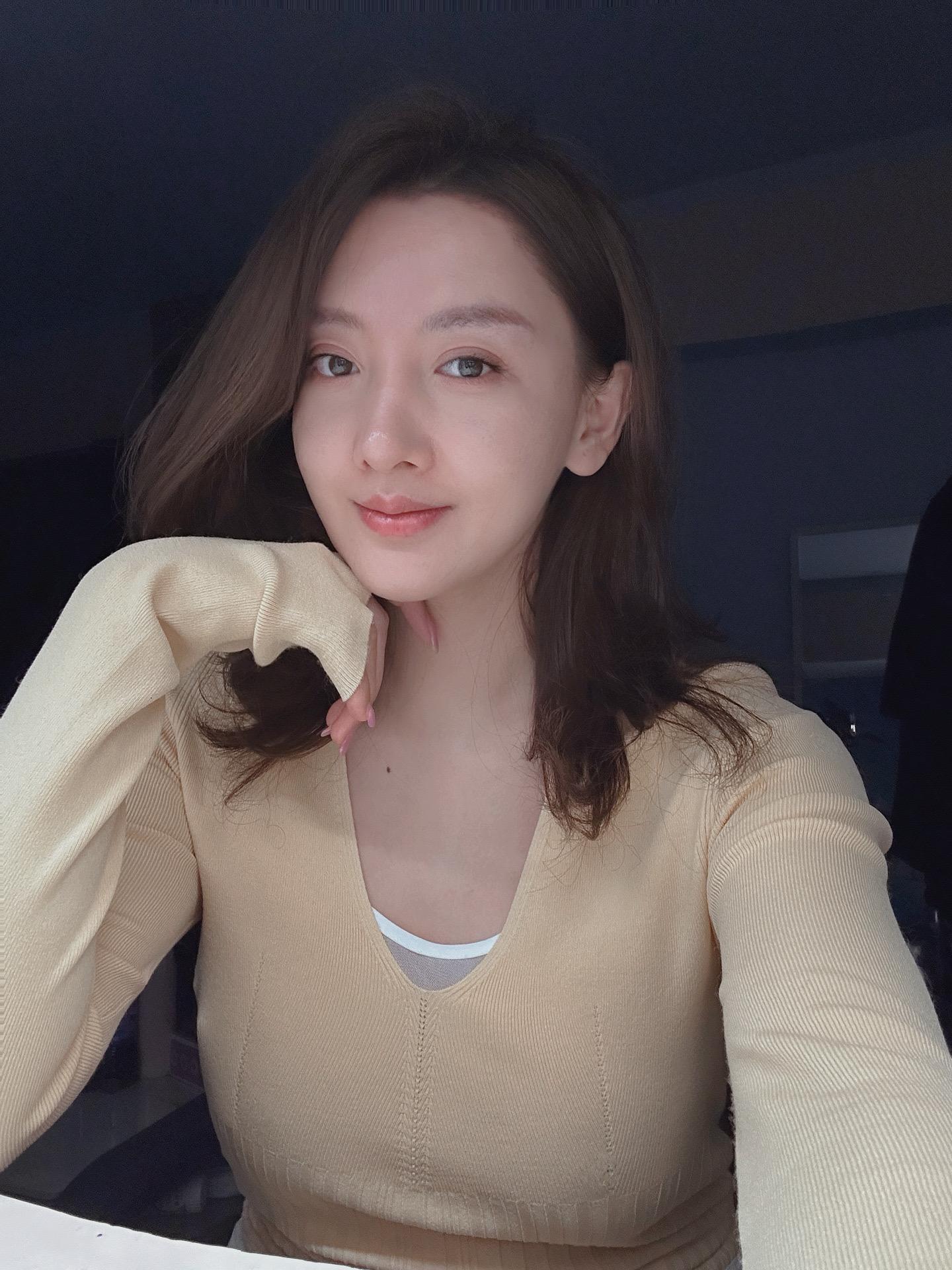 一路走来 没有敌人 全是老师上了一课又一课 断我纯真 杀我幼稚 磨我心...