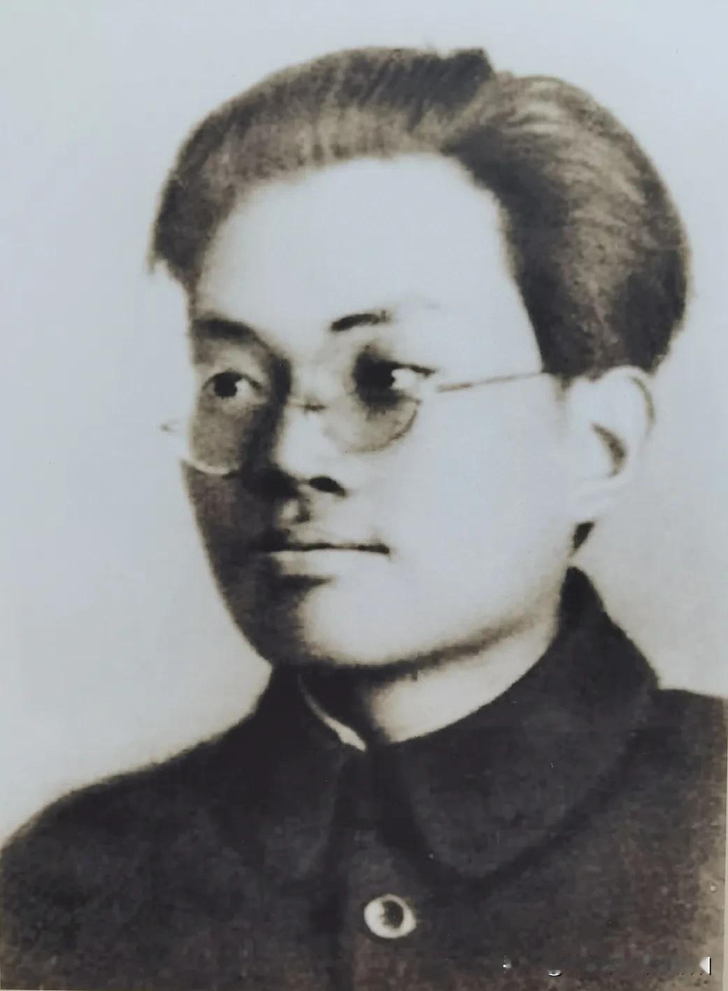 张太雷（1898-1927），原名张瑞森，字亮畴，号剑鸣，江苏武进人。他是中国共
