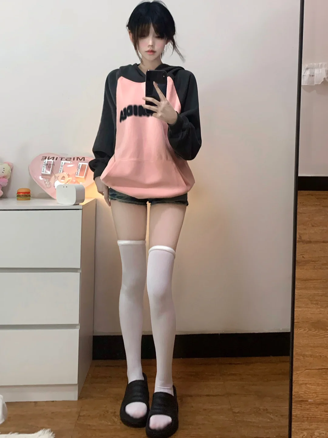卫衣…