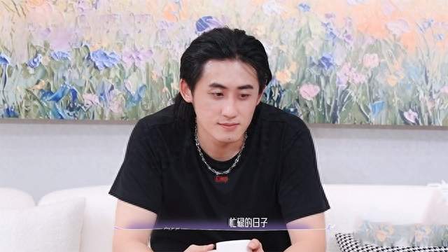 有你的恋歌3开播，3张票投给庞钦宇，赵奕欢却连一个对视都等不到